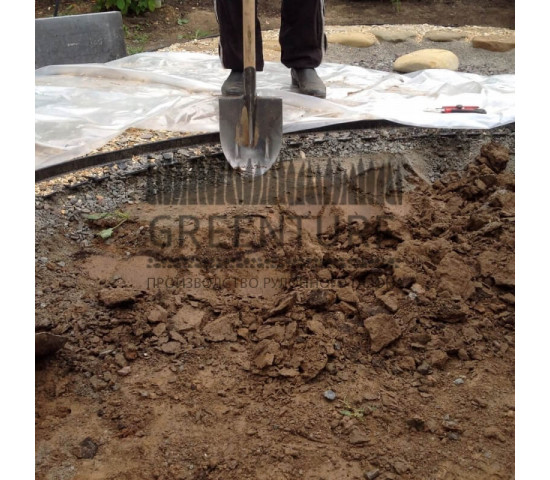 Устройство рулонного газона в коттеджном поселке - фото - 7